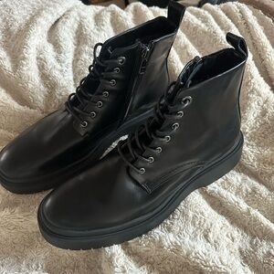 MADDEN by STEVE MADDEN Men's size 11.5 AUSTIN Lace Up Combat Style Boots NEW $97